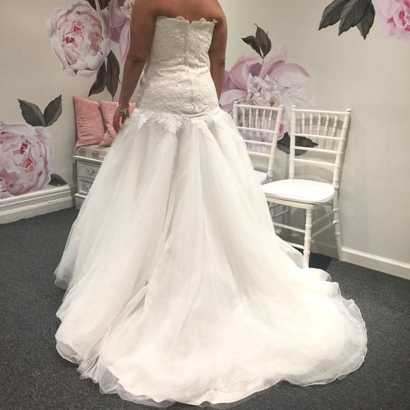 PLUS SIZE ROZ LA KELIN WEDDING GOWN! - Picture 7 of 8